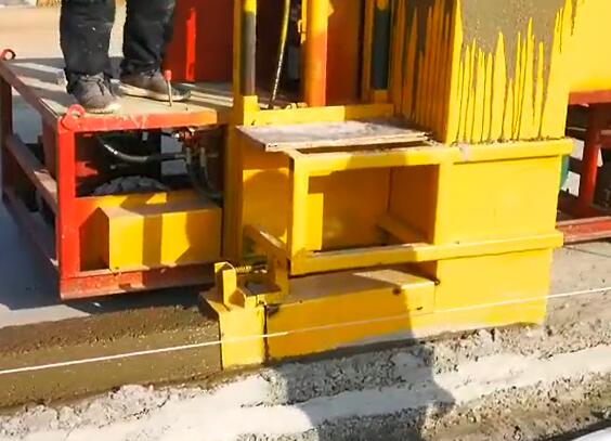 路緣機,路緣成型機